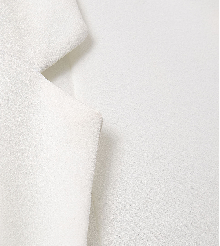 جاكيت سادة بأكمام طويلة  