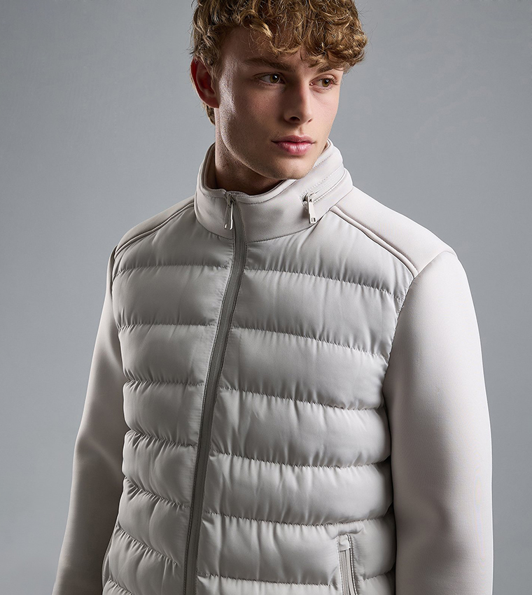Quilted Puffer Jacket with Zipper Closure