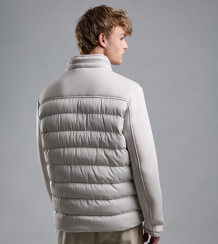 Quilted Puffer Jacket with Zipper Closure