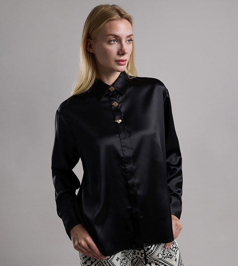 Solid Shirt with Classic Collar and Long Sleeves