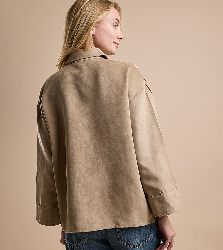 Solid Shirt with Classic Collar and Long Sleeves