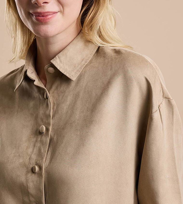Solid Shirt with Classic Collar and Long Sleeves