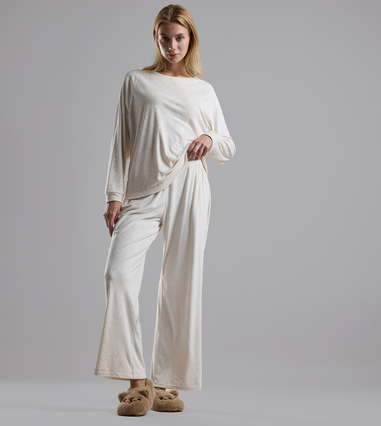 Self Patterned Long Sleeves Pyjama Set