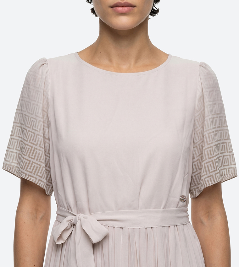 Belted Short Sleeves Pleated Midi Dress