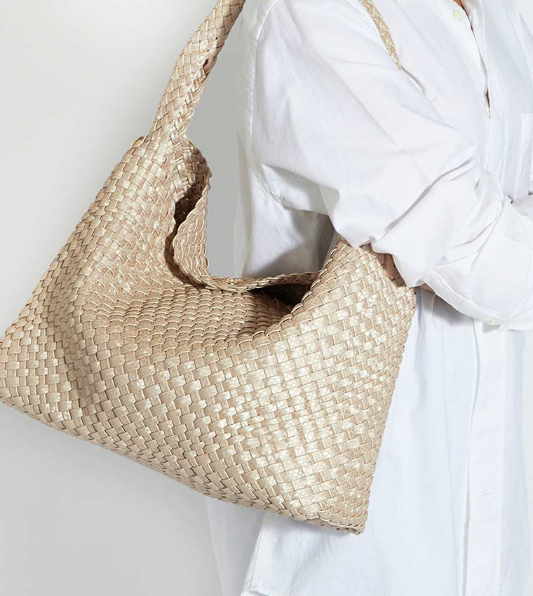 DELIBERATE L Basket Weave Shoulder Bag
