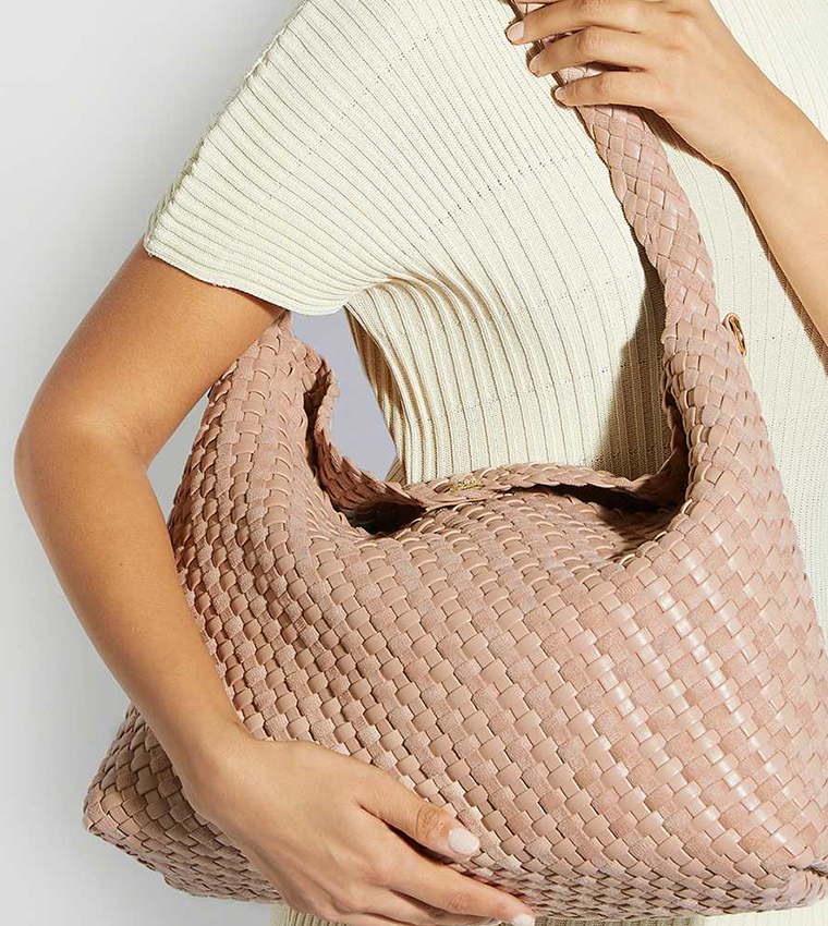 DELIBERATE L Basket Weave Shoulder Bag