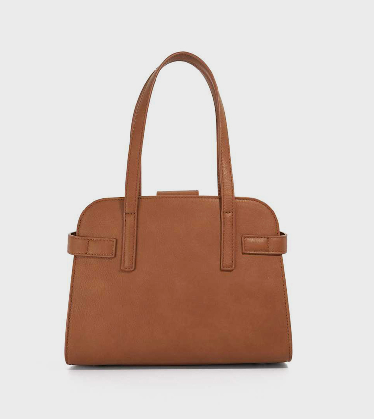 DELINEATE M Textured Shoulder Bag