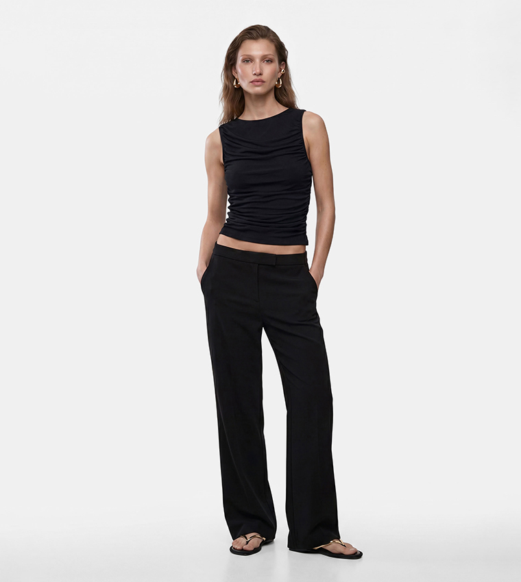 Solid Ruched Crew Neck Sleeveless Top