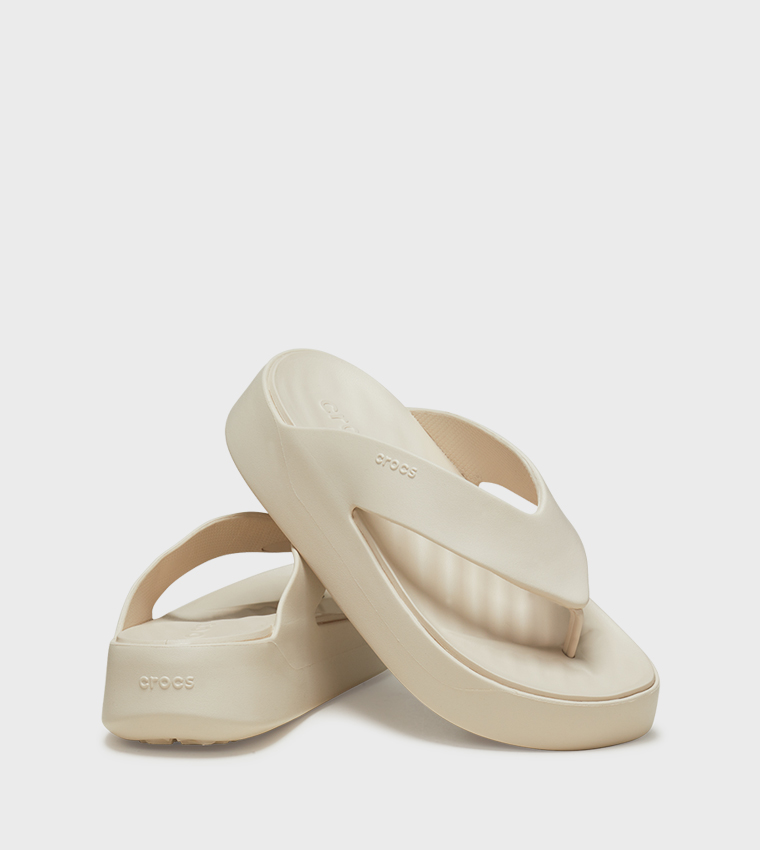 Crocs  Platforms - White Flip-Flops
