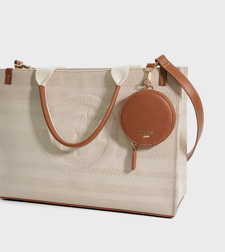 حقيبة توت منسوجة 