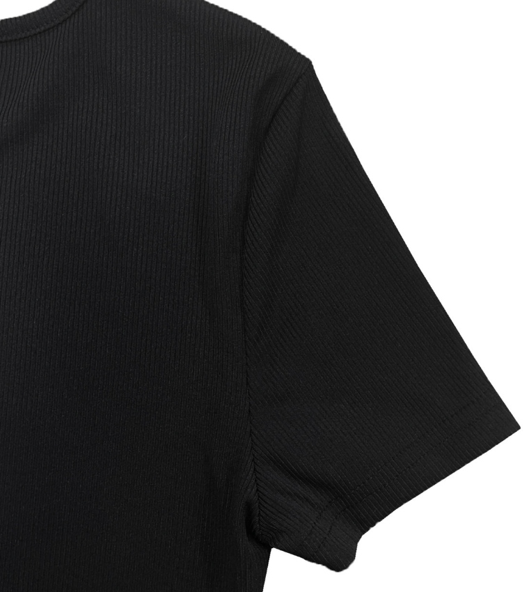 Solid V-Neck Fitted Top