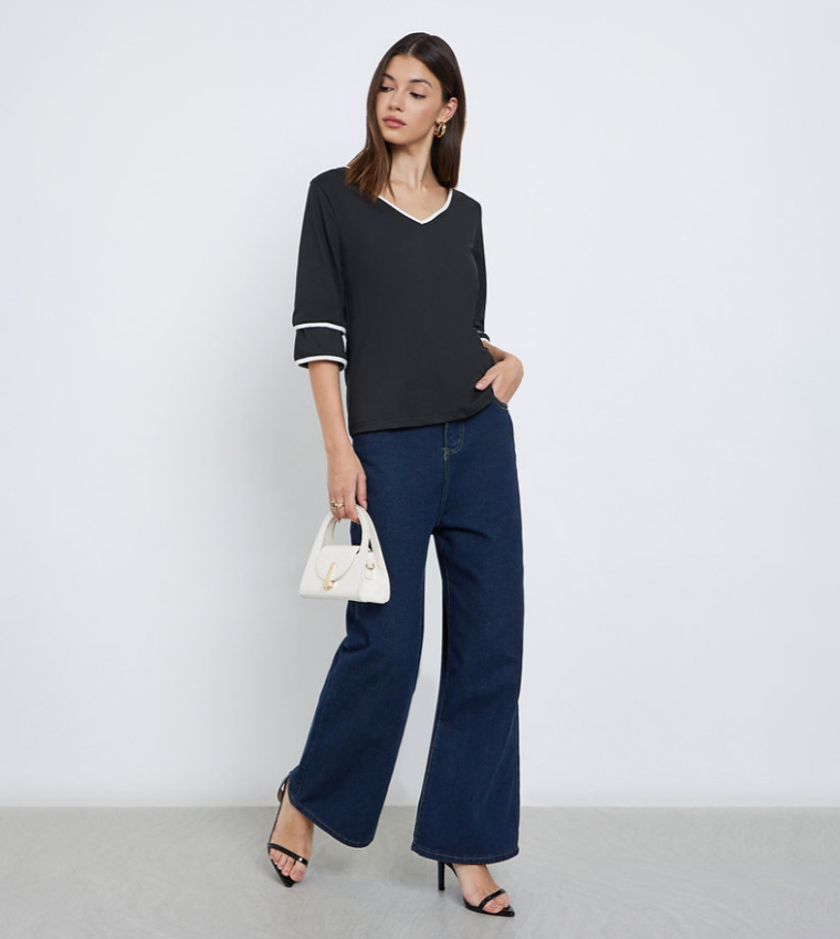 Contrast Trim V-Neck Top
