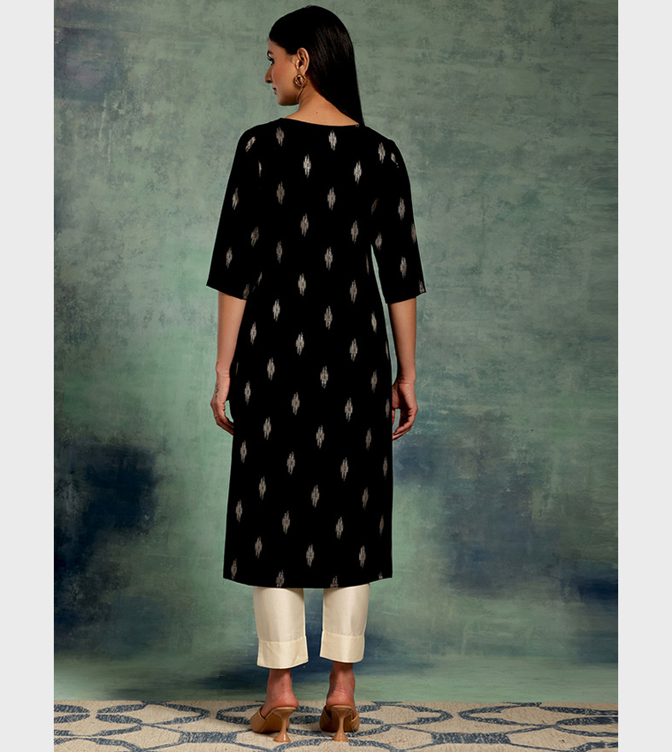 Embroidered Viscose Straight Kurta