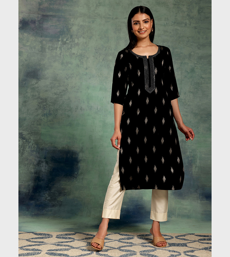 Embroidered Viscose Straight Kurta