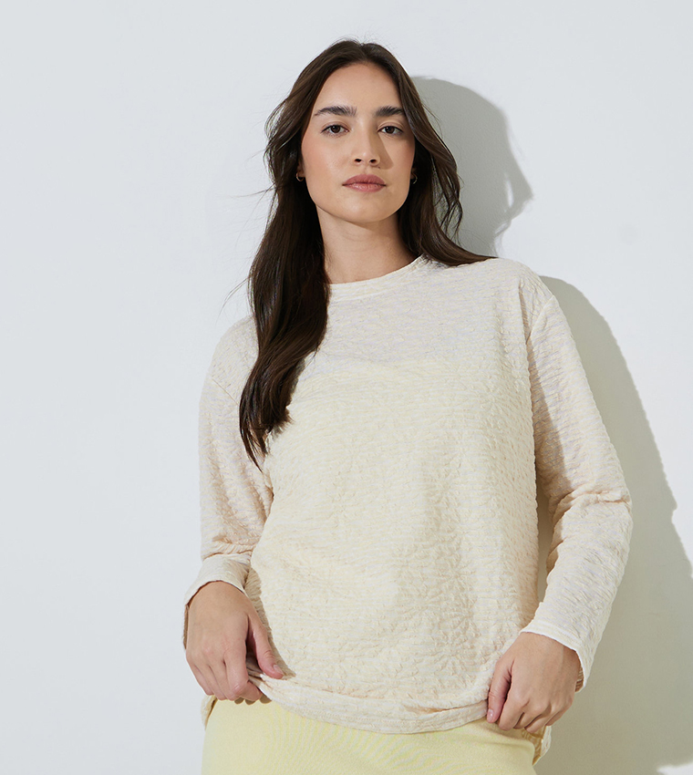 Textured Knit Long Sleeves Top