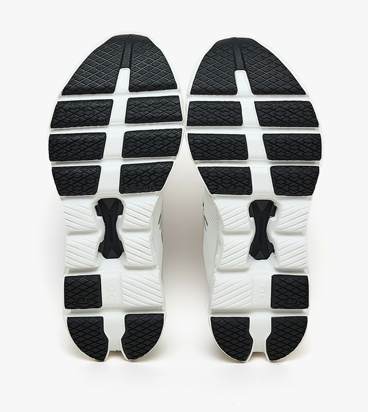 Cloud X 4 Textured Running Shoes