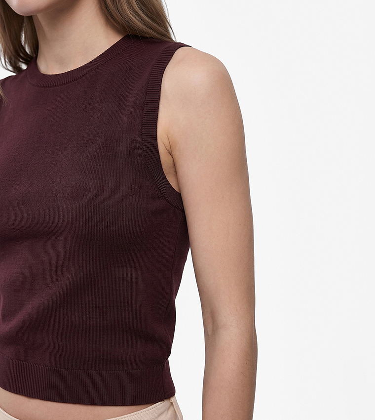 Solid Crew Neck Sleeveless Top