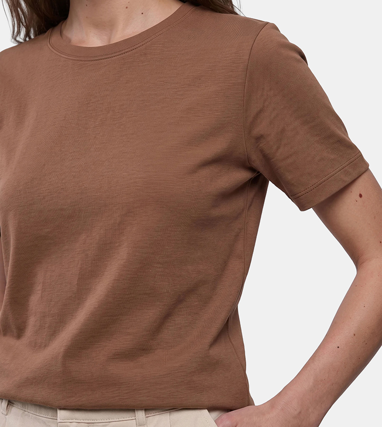 كوتون  تيشيرتات  كم قصير  - بني  Short Sleeve T-Shirts