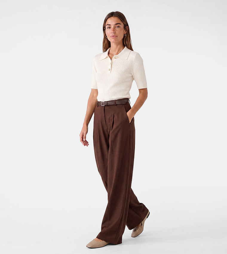 Ribbed Collared Short Sleeves Sweater