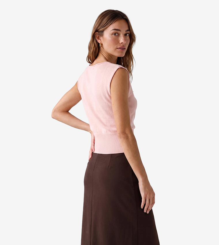 Solid Boat Neck Sleeveless Sweater