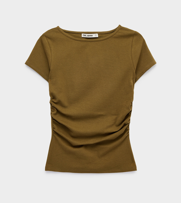 Solid Neck Neck Slim Fit T-Shirt