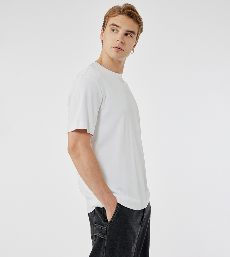 Solid Short Sleeves Crew Neck T-Shirt