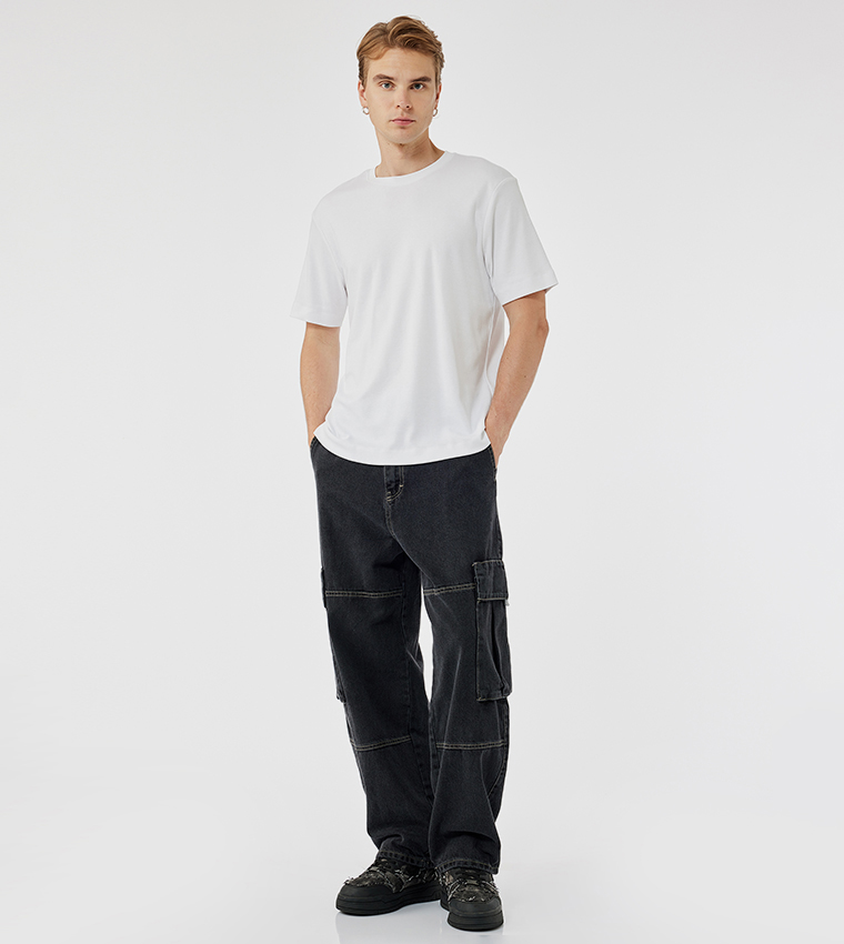 Solid Short Sleeves Crew Neck T-Shirt
