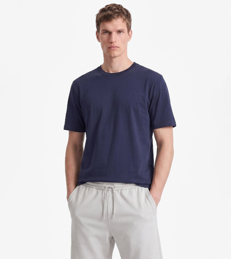 Solid Crew Neck T-Shirt
