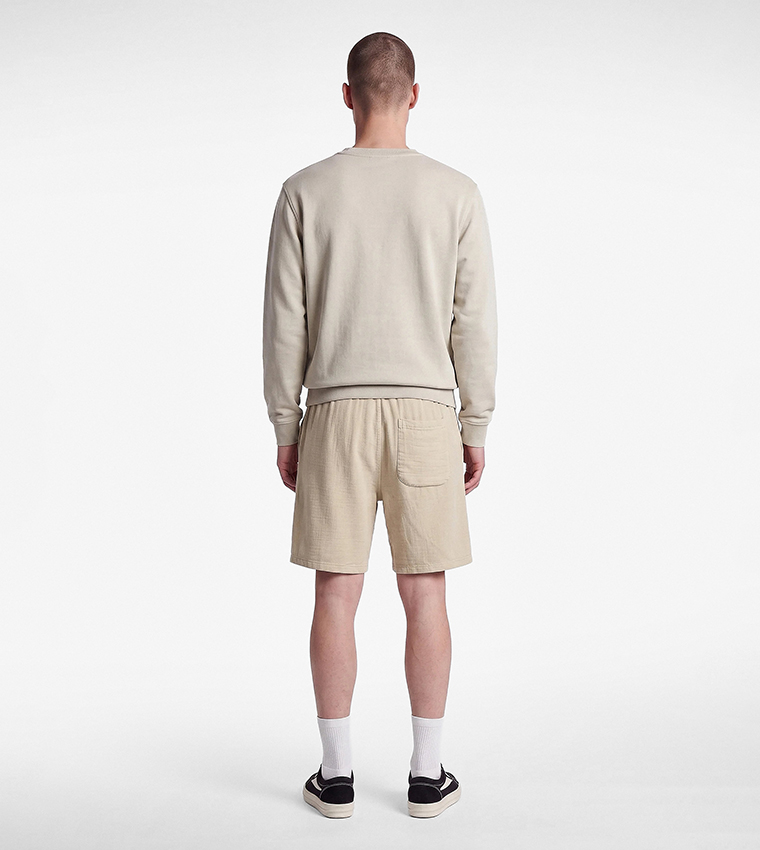 Solid Drawstring Waist Casual Shorts
