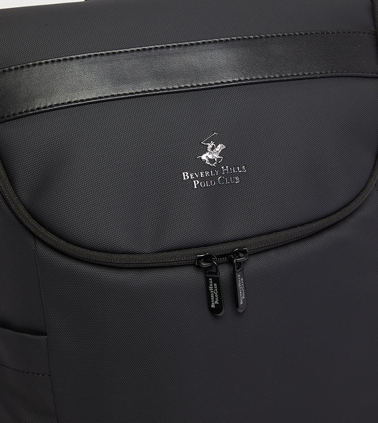 حقيبة ظهر بسحاب وشعار العلامة التجارية