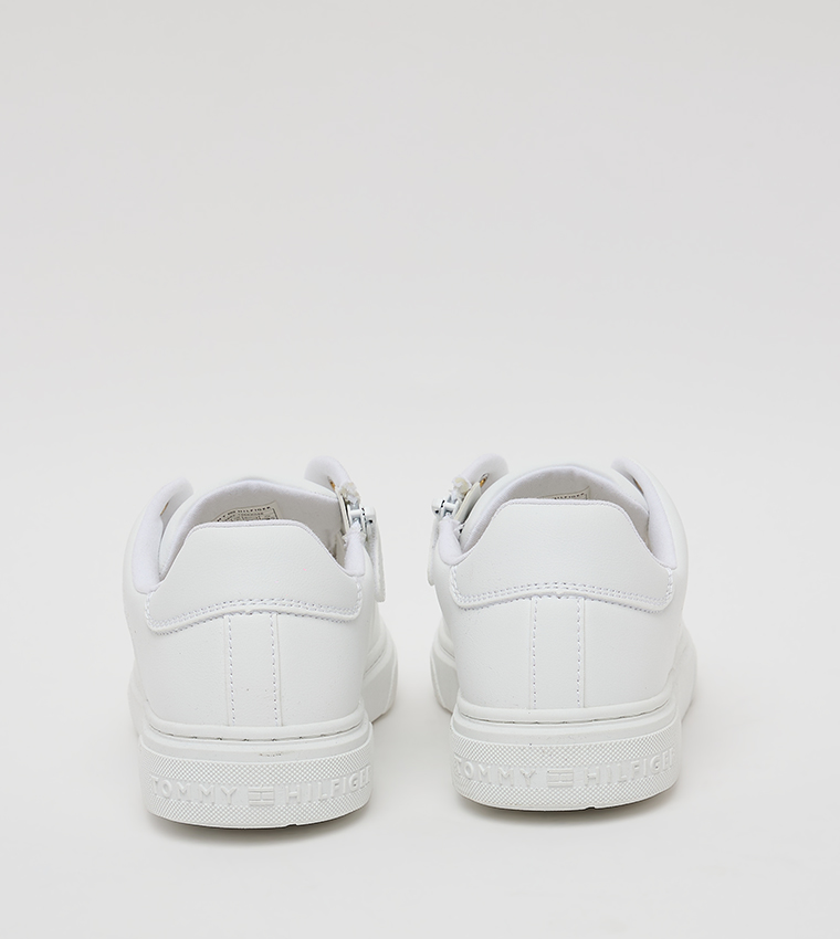 Contrast Detail Lace Up Low Top Sneakers