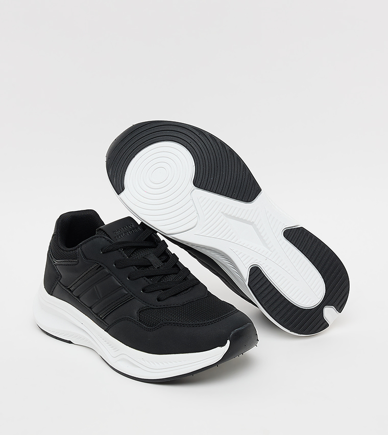 Textured Lace Up Low Top Sneakers