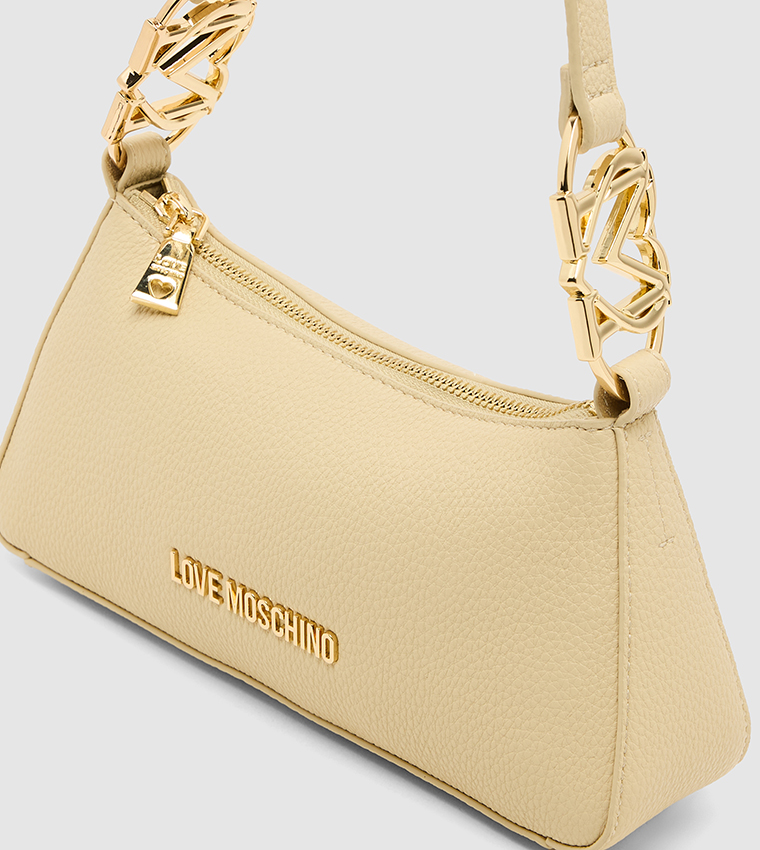 شنطة كتف بشعار