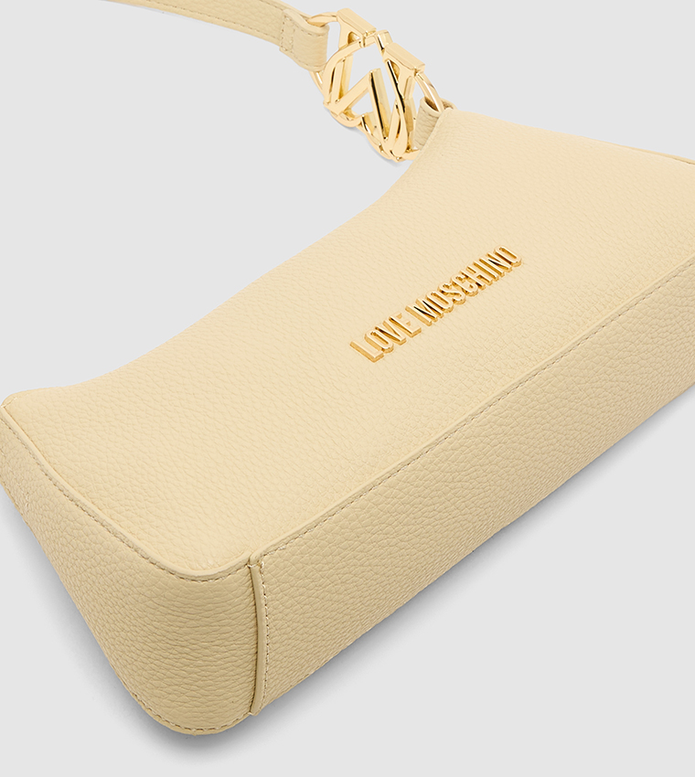 شنطة كتف بشعار