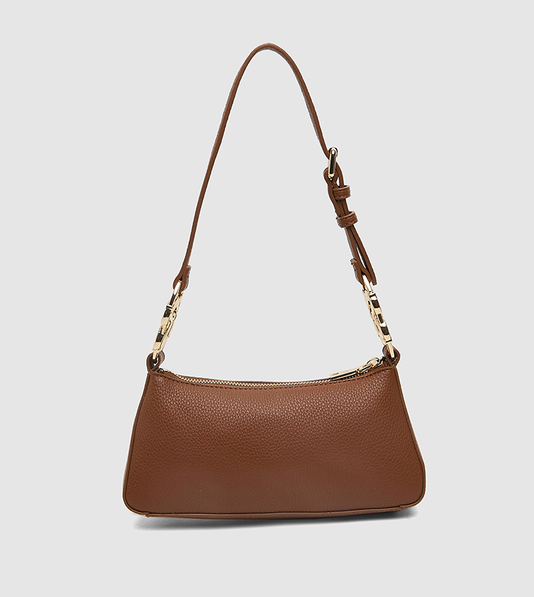 شنطة كتف بشعار