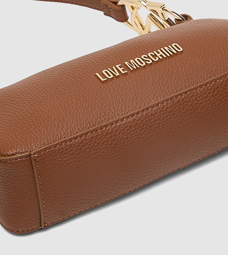 شنطة كتف بشعار