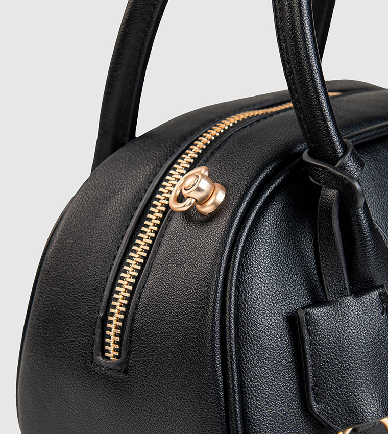 شنطة ساتشل بنقشة وتعليقة 