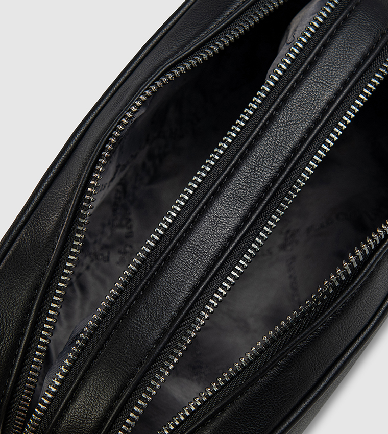 Logo Detail Zippered Toiletry Bag