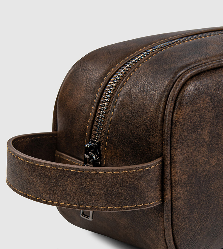 Logo Detail Zippered Toiletry Bag