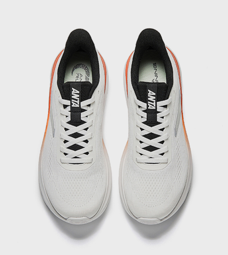 BASIC Round Toe Running Shoes