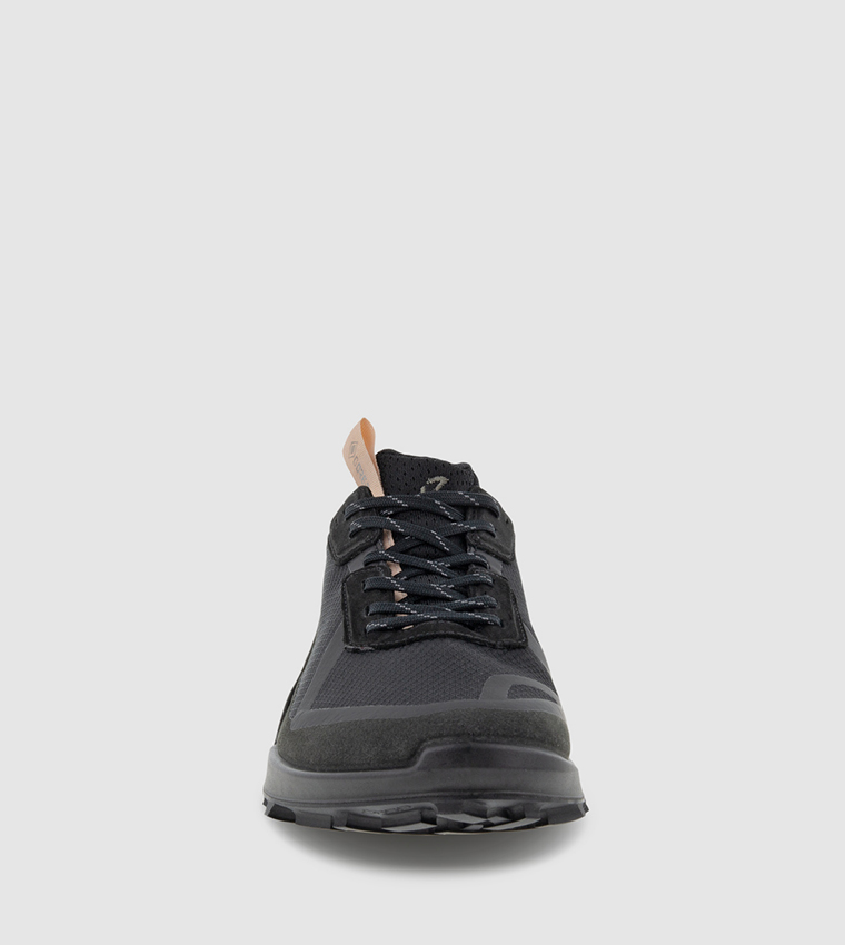 Biom 2.1 X Country Low Top Sneakers