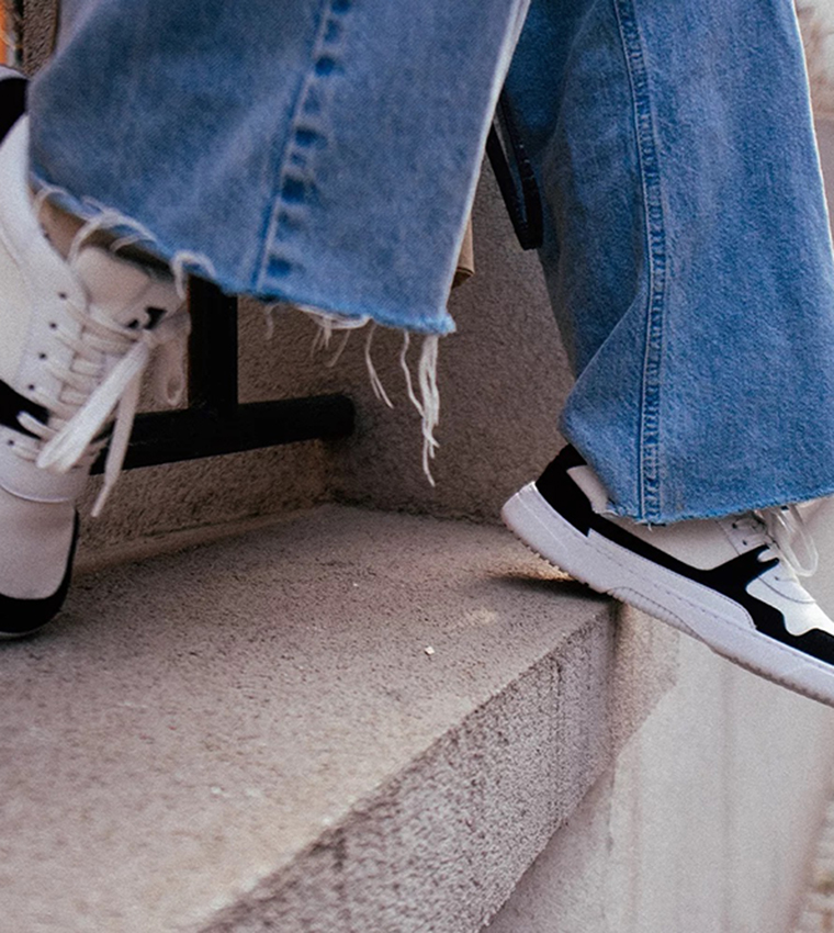 ZIN Color Block Lace-Up Sneakers