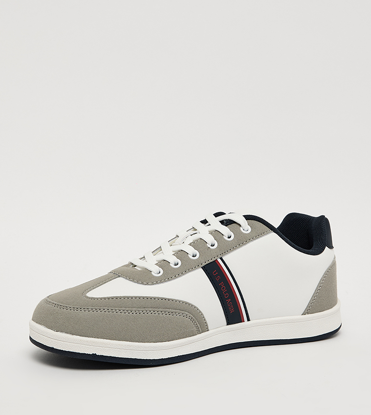 KARES Versatile Lace-Up Sneakers