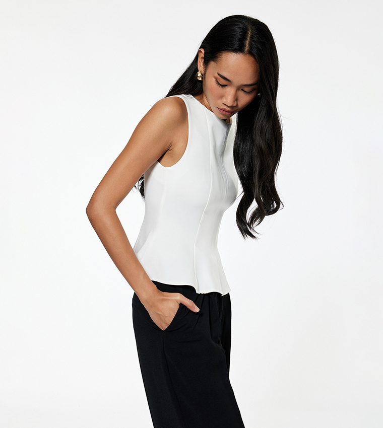 كوتون  توبات بلا أكمام  - بيج Sleeveless Tops