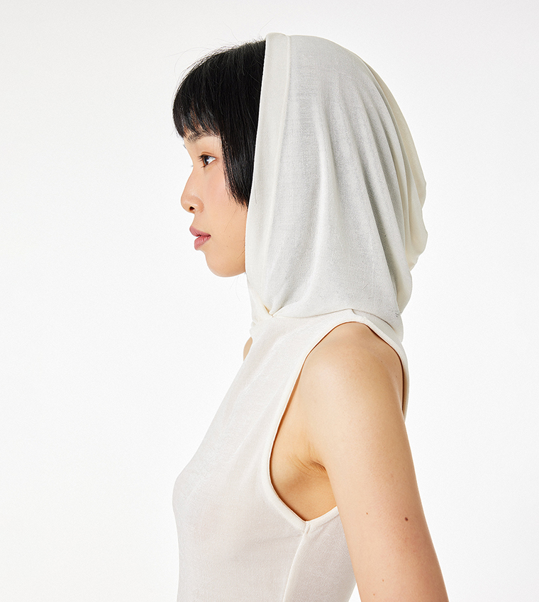 Solid Hooded Neck Sleeveless Top