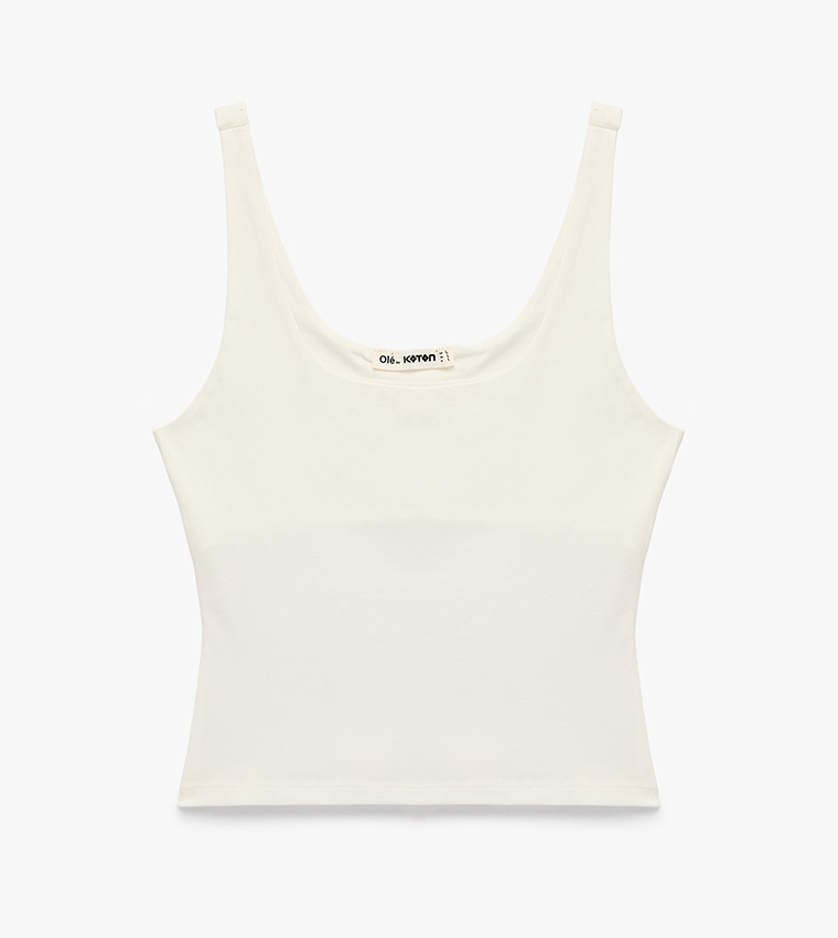 Solid Scoop Neck Sleeveless Top