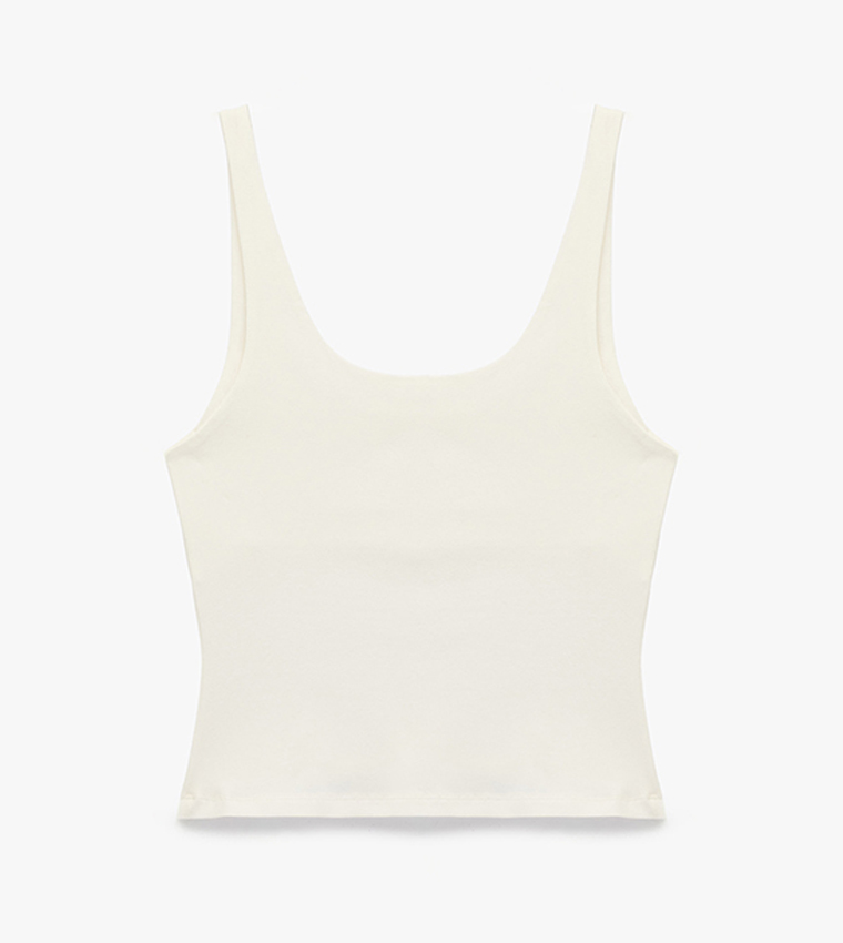 Solid Scoop Neck Sleeveless Top