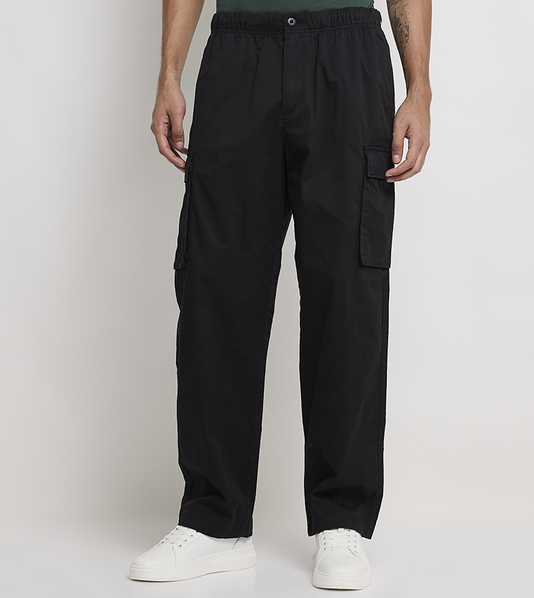 Solid Straight Fit Cargo Pants