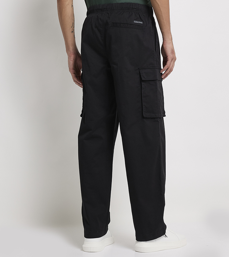 Solid Straight Fit Cargo Pants