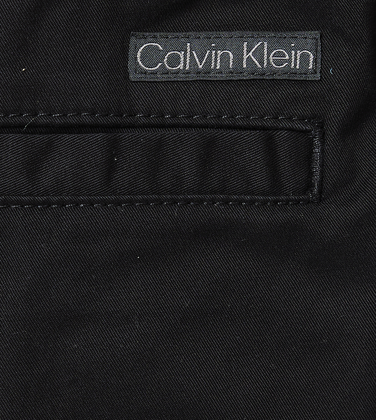 Solid Straight Fit Cargo Pants